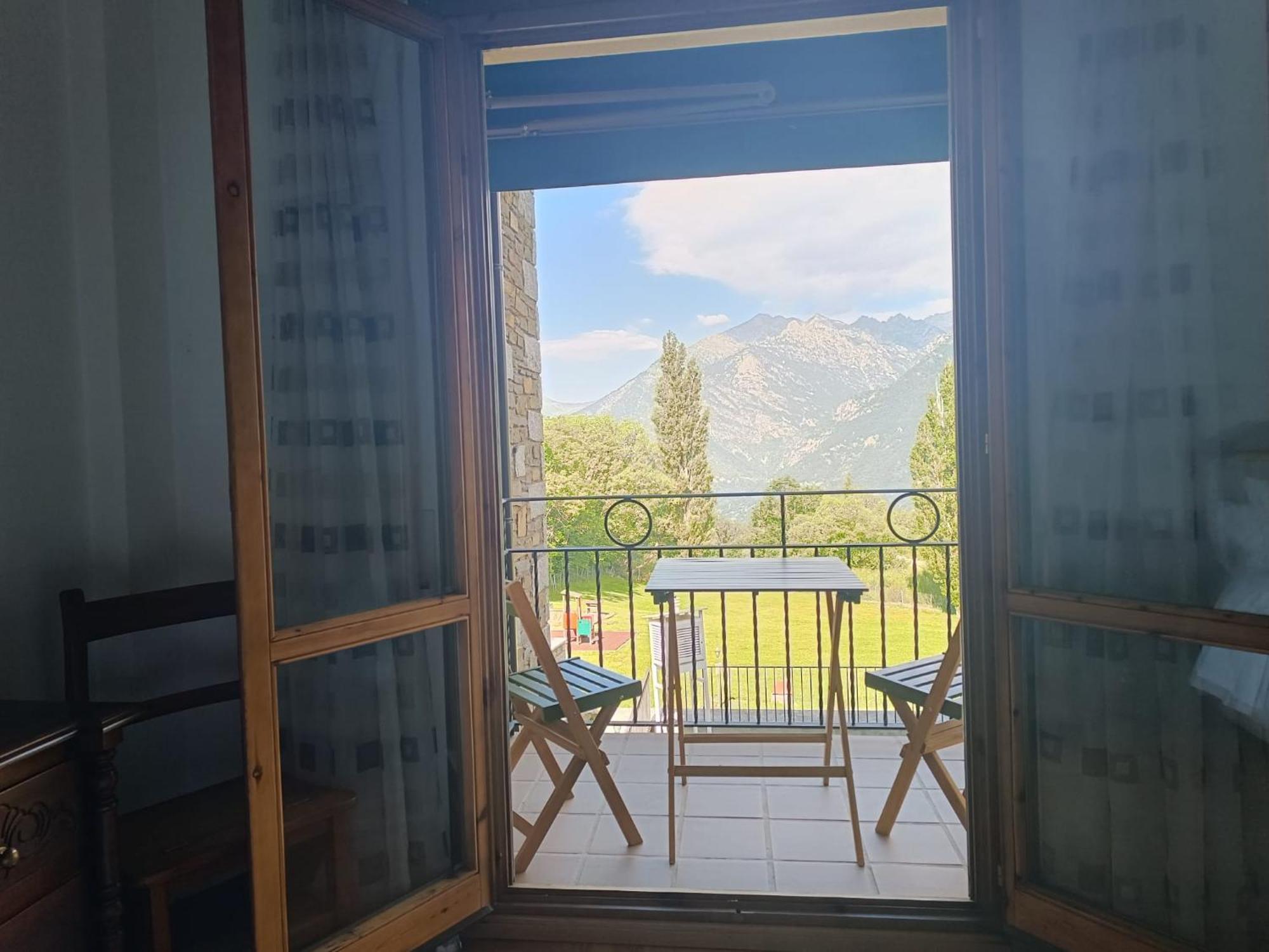 Inmocyma Mirador De Cerler -Puro Pirineo Apartment Bagian luar foto
